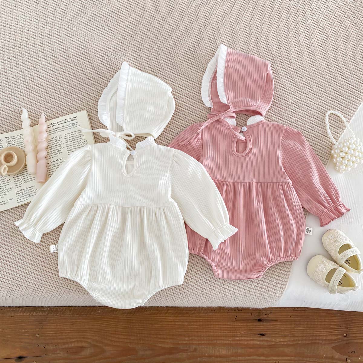 Autumn  Baby Romper with Hat B - огляд і ціна Baby Clothing Display Stand